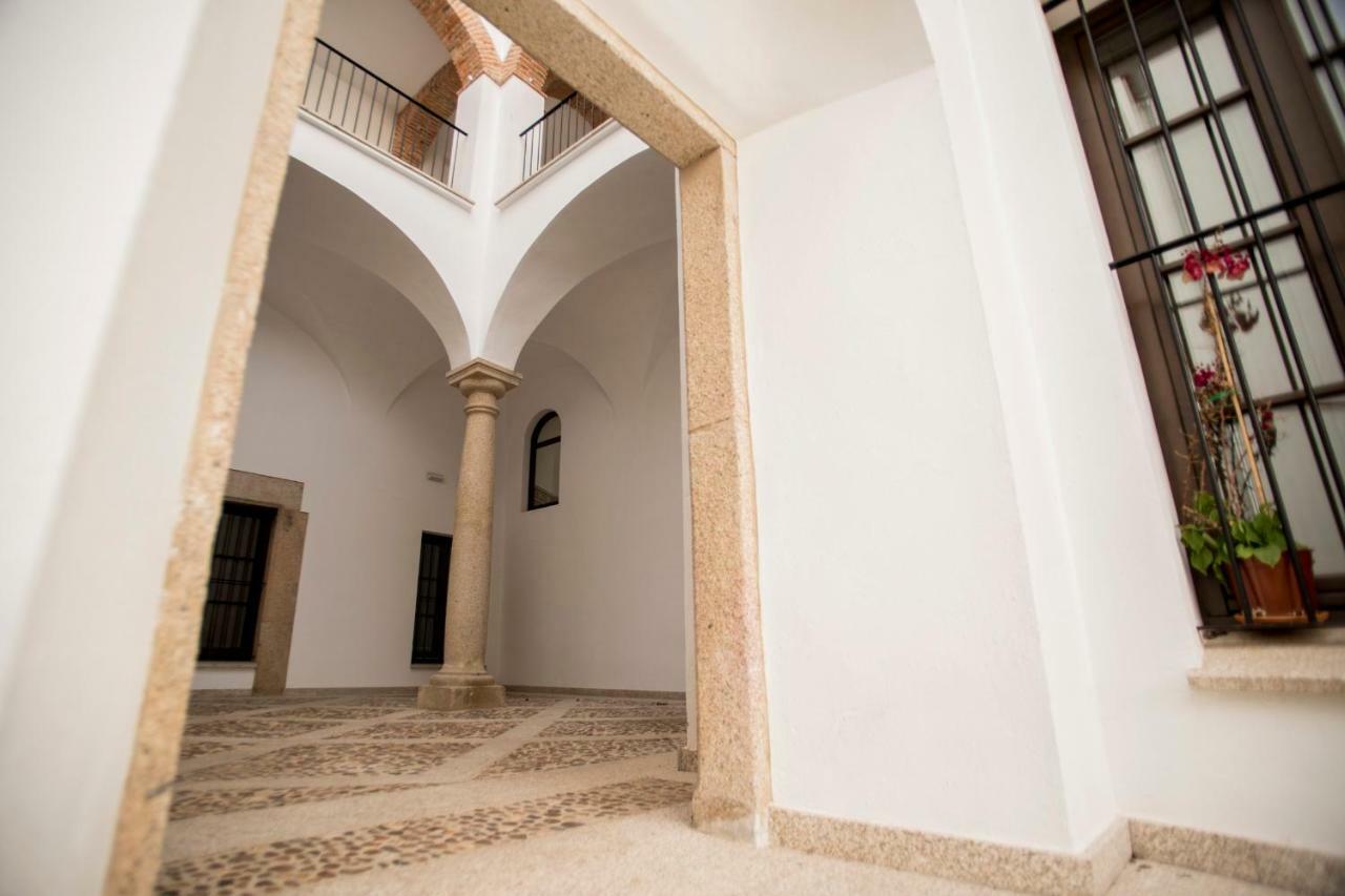 Md Casa Palacio Munoz Chaves Siglo XVIII Caces Exterior foto